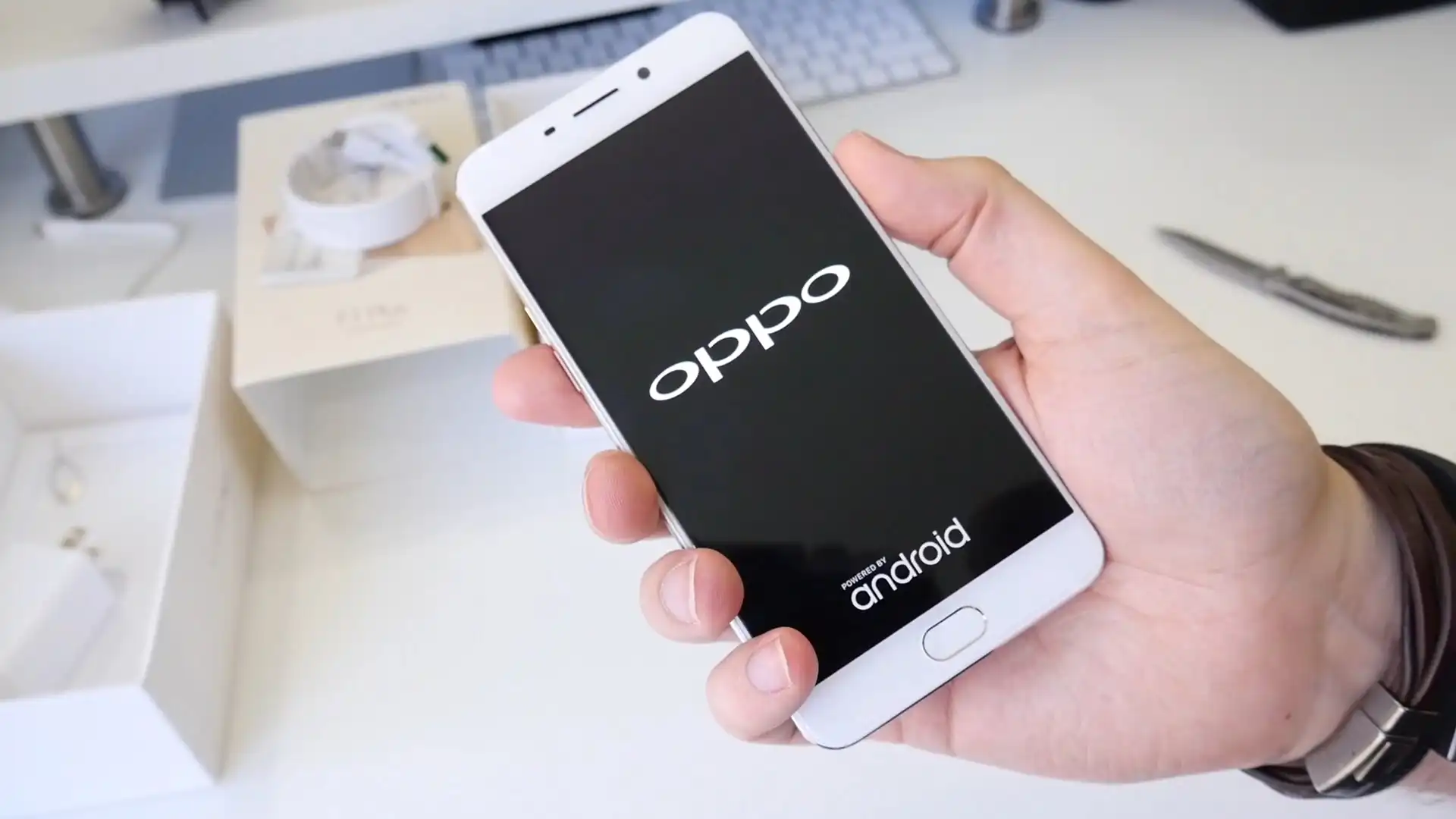 OPPO R9 / F1 Plus